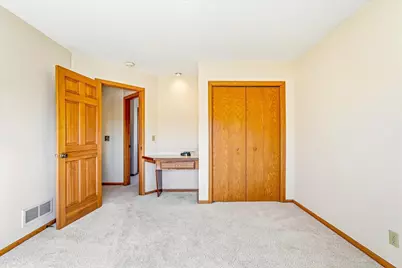 585 High Ridge Circle, Mendota Heights, MN 55118 - Photo 37