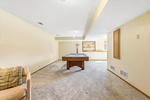 585 High Ridge Cir, Mendota Heights, MN 55118 - Photo 55