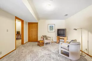 585 High Ridge Cir, Mendota Heights, MN 55118 - Photo 53