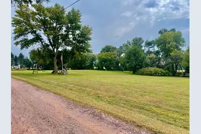 32540 Paul Avenue, Worthington, MN 56187 - Photo 39