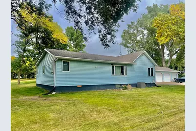 32540 Paul Avenue, Worthington, MN 56187 - Photo 21