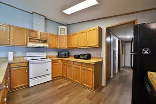 801 E Lake St, Osakis, MN 56360 - Photo 5
