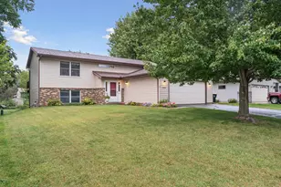 1939 Murphy Ave, Shakopee, MN 55379 - Photo 1