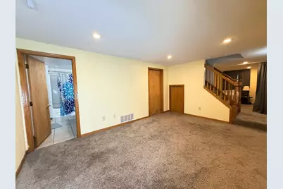 2032 Valleyhigh Drive NW, Rochester, MN 55901 - Photo 23