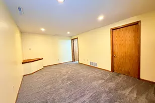 2032 Valleyhigh Dr NW, Rochester, MN 55901 - Photo 21