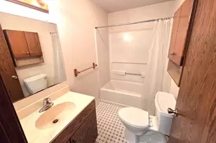 25 Woodlawn Ave, Excelsior, MN 55331 - Photo 11