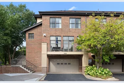 829 Thornton Street SE, Minneapolis, MN 55414 - Photo 1