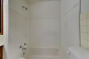 1403 Barclay St, Saint Paul, MN 55106 - Photo 13