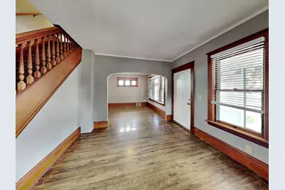 1403 Barclay Street, Saint Paul, MN 55106 - Photo 3