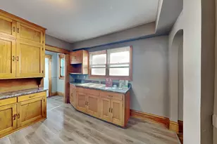 1403 Barclay St, Saint Paul, MN 55106 - Photo 7