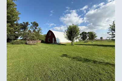 345 200th Avenue SW, Appleton, MN 56208 - Photo 3