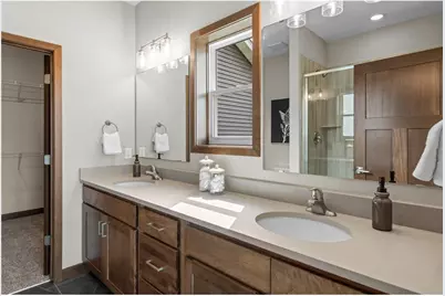 2870 Victoria Street N, Roseville, MN 55113 - Photo 11