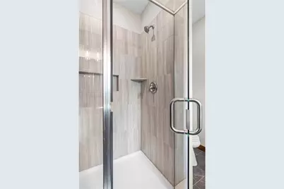 2870 Victoria Street N, Roseville, MN 55113 - Photo 13