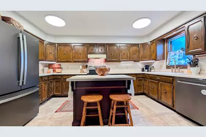 4 5th Avenue NW, Faribault, MN 55021 - Photo 9