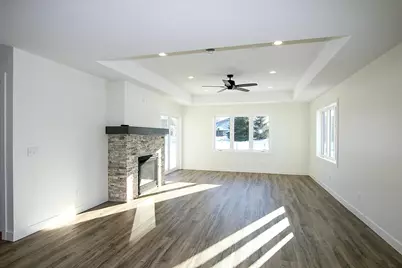 254 Eau Claire Avenue SE, Hutchinson, MN 55350 - Photo 3