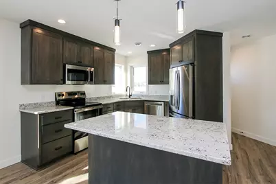 254 Eau Claire Avenue SE, Hutchinson, MN 55350 - Photo 9