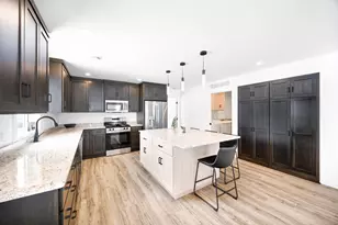 255 Eau Claire Ave SE, Hutchinson, MN 55350 - Photo 5