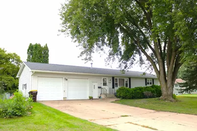 1520 N Elm Street, Fairmont, MN 56031 - Photo 1