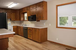 1520 N Elm St, Fairmont, MN 56031 - Photo 5