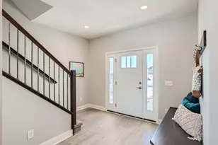 19116 Cloverleaf Wy, Farmington, MN 55024 - Photo 3