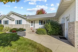 1105 David Dr, Marshall, MN 56258 - Photo 7