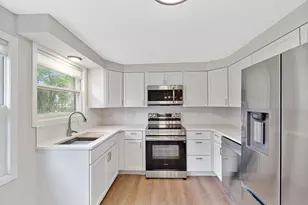 205 Park Ave N, Vernon Center, MN 56090 - Photo 9