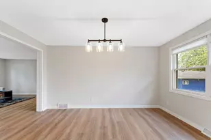 205 Park Ave N, Vernon Center, MN 56090 - Photo 5