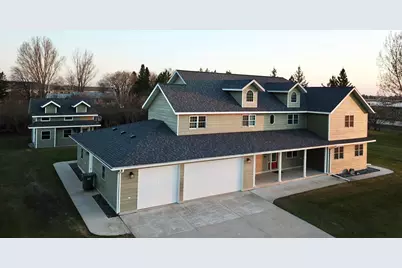 310 7th Street SW, Roseau, MN 56751 - Photo 3