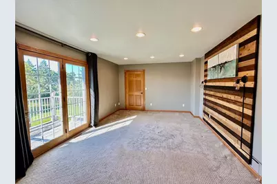 310 7th Street SW, Roseau, MN 56751 - Photo 27