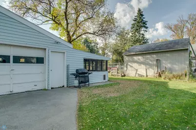 407 15th Street N, Moorhead, MN 56560 - Photo 35