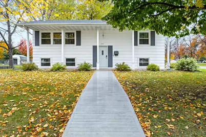 429 14th Street N, Breckenridge, MN 56520 - Photo 1