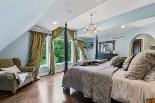 10005 Trails End Rd, Chanhassen, MN 55317 - Photo 25