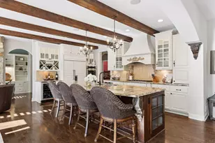 10005 Trails End Rd, Chanhassen, MN 55317 - Photo 9