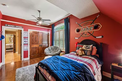 10005 Trails End Road, Chanhassen, MN 55317 - Photo 33