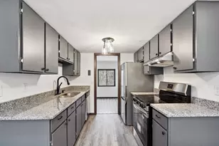 7502 Germane Trail, Apple Valley, MN 55124 - Photo 3