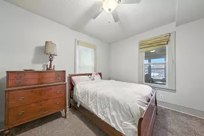 1049 Kent Street, Saint Paul, MN 55117 - Photo 7