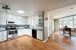 2211 Lenwood Dr SW, Rochester, MN 55902 - Photo 11