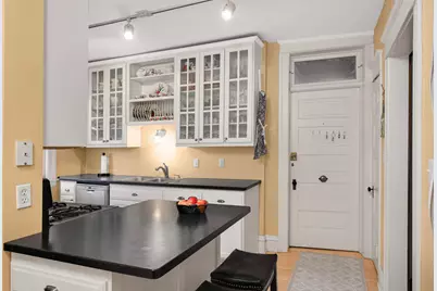 51 Avon Street S #24, Saint Paul, MN 55105 - Photo 15