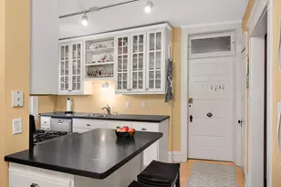 51 Avon Street S, Saint Paul, MN 55105 - Photo 15