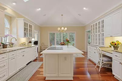 1250 French Creek Drive, Wayzata, MN 55391 - Photo 9