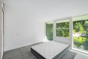 527 W Grand Ave, Eau Claire, WI 54703 - Photo 19