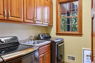 11625 Live Oak Dr, Minnetonka, MN 55305 - Photo 25