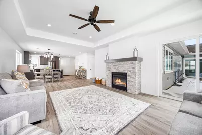 250 Eau Claire Avenue SE, Hutchinson, MN 55350 - Photo 11