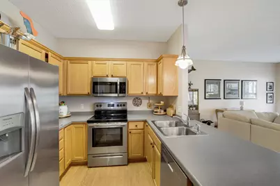 6811 Pine Crest Trail S, Cottage Grove, MN 55016 - Photo 15