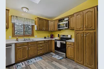 40867 Forest Boulevard, North Branch, MN 55056 - Photo 5