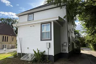 915 Broadway N, Fargo, ND 58102 - Photo 23