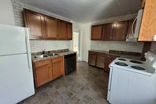 915 Broadway N, Fargo, ND 58102 - Photo 3