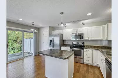 9260 Merrimac Lane N, Maple Grove, MN 55311 - Photo 7