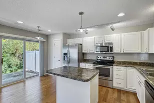 9260 Merrimac Ln N, Maple Grove, MN 55311 - Photo 7