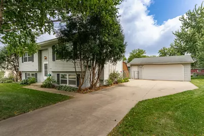 1916 9 1/2 Avenue SE, Rochester, MN 55904 - Photo 1